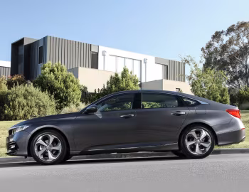 Honda Accord VTi-LX [Australia] (CV) '2019–24