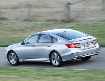 Honda Accord VTi-LX 2.0L Hybrid [Australia] (CV) '2019–24