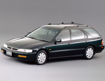 Honda Accord 2.2ViX Wagon [Japan] (CE) '09.1995–09.1997