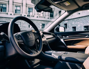 Интерьер Honda Avancier '2016–20