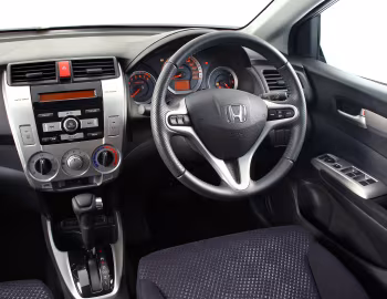 Painel frontal Honda Ballade '2011–12