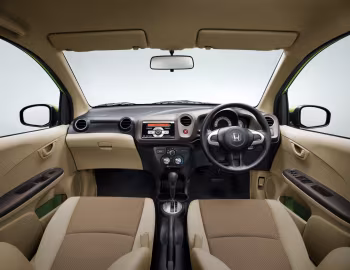 Торпедо Honda Brio '2011–16