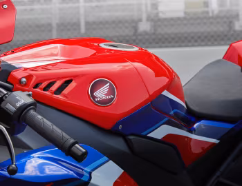 Honda CBR1000RR-R Fireblade SP '2020–н.в.