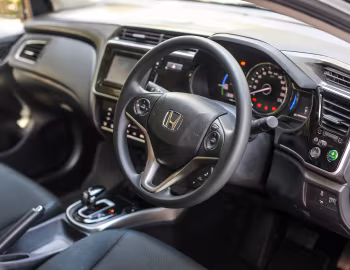 Painel frontal Honda City Hybrid [Malaysia] '2017–19