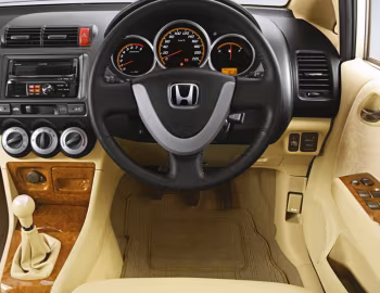 Передня панель Honda City ZX '2005–08