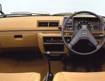 Передня панель Honda Civic 3-door 1300 GL [Japan] '06.1980–09.1981