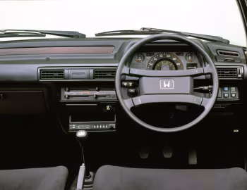 Передня панель Honda Civic 3-door 1500 CX-S [Japan] '10.1981–08.1982