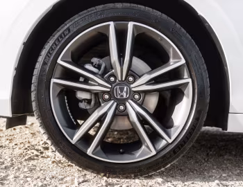 Honda Civic e:HEV [EU-spec] '2025–н.ч.