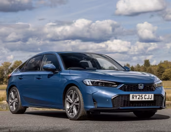Honda Civic e:HEV [UK-spec] '2025–pr.