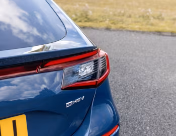 Honda Civic e:HEV [UK-spec] '2025–pr.