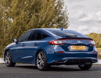 Honda Civic e:HEV [UK-spec] '2025–pr.