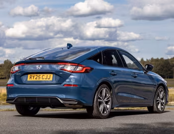 Honda Civic e:HEV [UK-spec] '2025–pr.