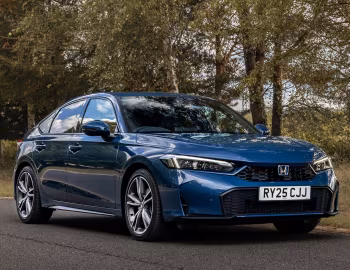 Honda Civic e:HEV [UK-spec] '2025–pr.