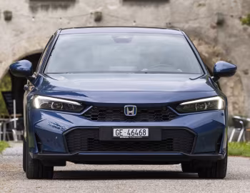 Honda Civic e:HEV [EU-spec] '2025–pr.