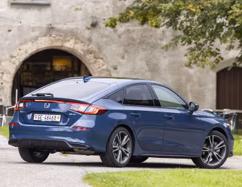 Honda Civic e:HEV [EU-spec] '2025–pr.