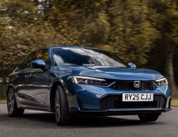 Honda Civic e:HEV [UK-spec] '2025–pr.