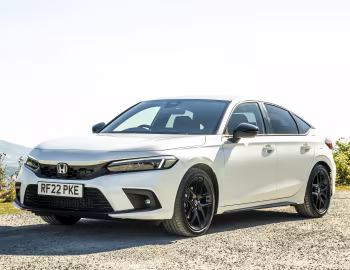 Honda Civic e:HEV [UK-spec] '2022–25