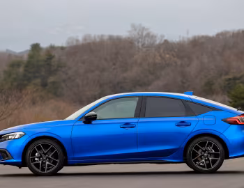Honda Civic e:HEV [Japan] '2022–24