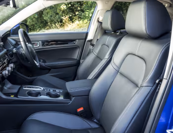 Interior Honda Civic e:HEV [UK-spec] '2022–25