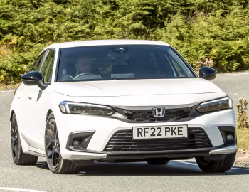 Honda Civic e:HEV [UK-spec] '2022–25