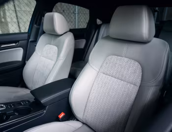 Interior Honda Civic e:HEV EX [Japan] '2024–pr.