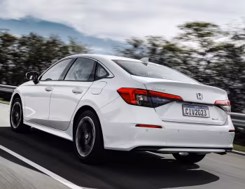 Honda Civic e:HEV Sedan [Latam] '2023–pr.