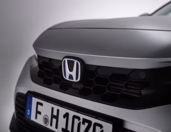 Honda Civic e:HEV "Silver" '10.2024