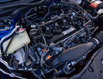 Sob o capô 2017–19 Honda Civic Hatchback [North America] (FK7) '2016–19