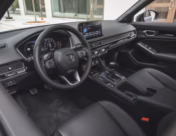 Interior 2022–24 Honda Civic Hatchback Sport Touring [North America] '2021–24