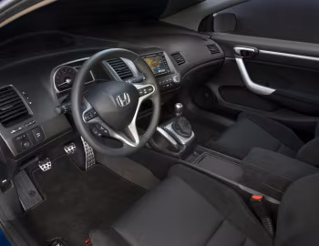 Інтер'єр 2009–11 Honda Civic Si Coupe [North America] (FG2) '2008–11