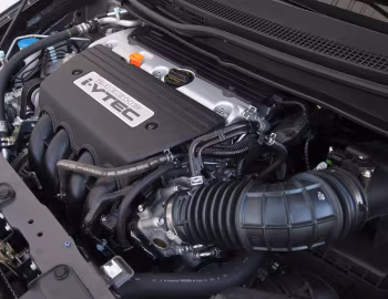 Sob o capô 2012 Honda Civic Si Sedan [North America] (FB6) '2011–12
