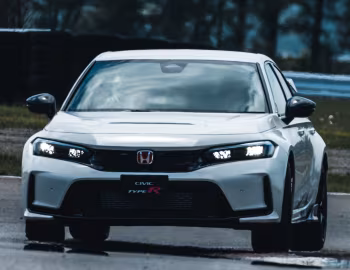 Honda Civic Type-R "Racing Black Package" [Japan] '2025–pr.