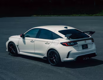 Honda Civic Type R Accessorized [Japan] '2022–pr.