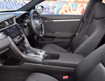 Interior Honda Civic VTi-L Hatchback [Australia] (FK) '2017–20