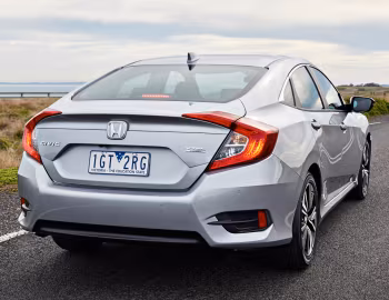 Honda Civic VTi-L Sedan [Australia] (FC1) '2016–18