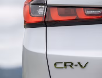 Honda CR-V e:PHEV [UK-spec] '2023–pr.