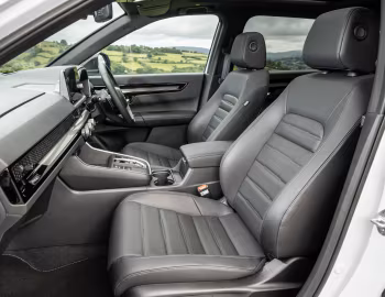 Interior Honda CR-V e:PHEV [UK-spec] '2023–pr.