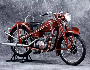 Honda Dream D '08.1949–10.1951