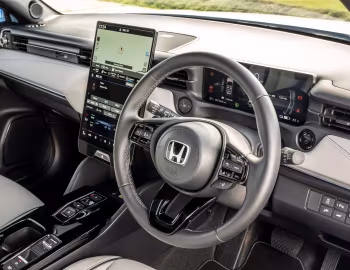 Interior Honda e:Ny1 [UK-spec] '2023–pr.