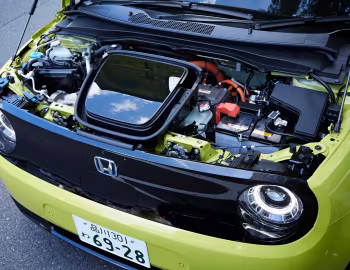 Sob o capô Honda e [Japan] '11.2020–24