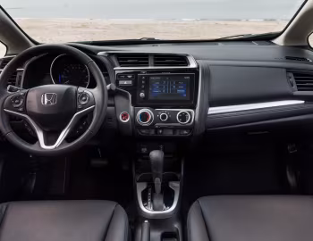Передня панель 2018–20 Honda Fit [North America] '2017–20
