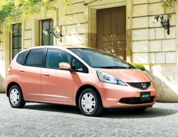 Honda Fit [Japan] (GE) '11.2009–05.2012