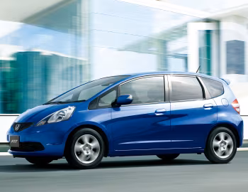 Honda Fit [Japan] (GE) '11.2009–05.2012
