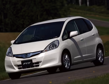 Honda Fit 1.5X [Japan] (GE) '11.2009–05.2012