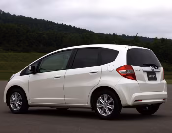Honda Fit 1.5X [Japan] (GE) '11.2009–05.2012
