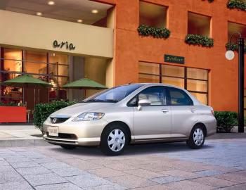 Honda Fit Aria (GD) '11.2002–10.2005