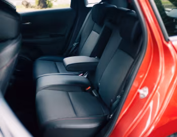 Інтер'єр Honda Fit e:HEV RS [Japan] '07.2026
