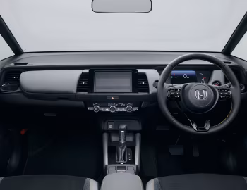 Передня панель Honda Fit e:HEV RS [Japan] '08.2022–06.2026