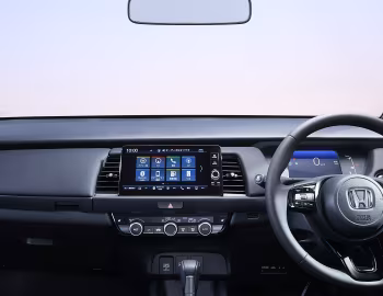 Painel frontal Honda Fit e:HEV Z [Japan] '07.2026