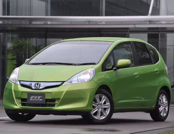 Honda Fit Hybrid [Japan] (GP1) '10.2010–05.2012